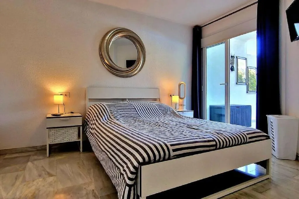 5* Stunning Golf & Sea Apartment Mijas